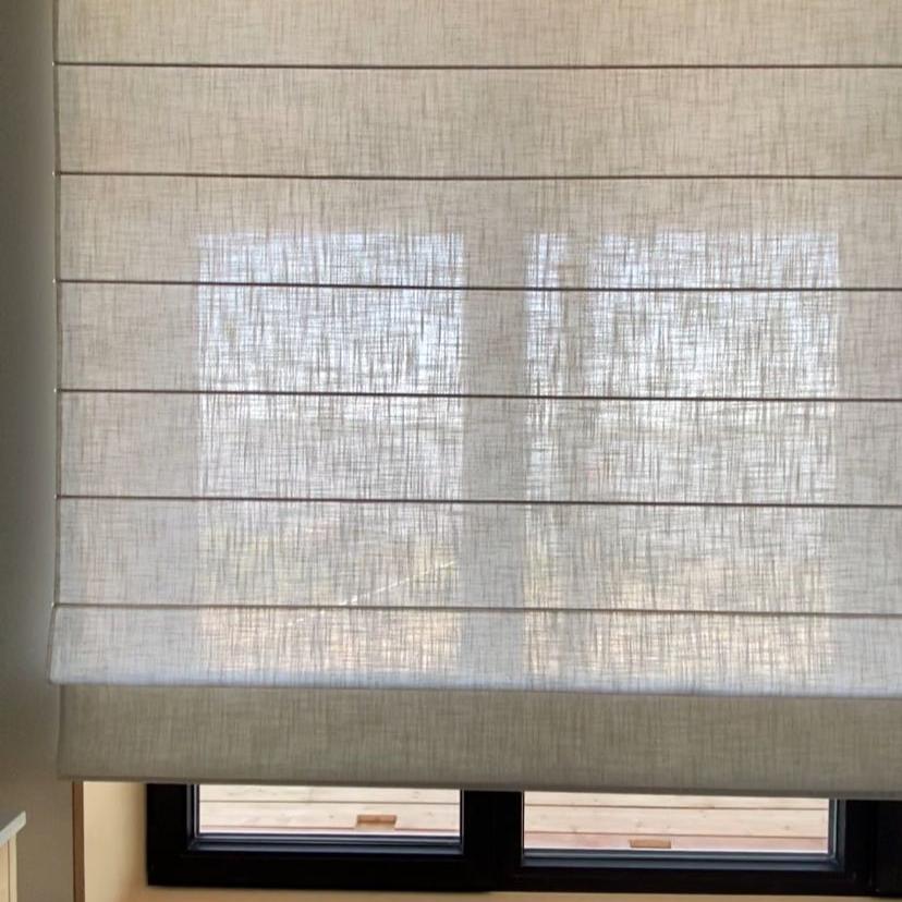 Linen Textured Light Filtering Roman Shades