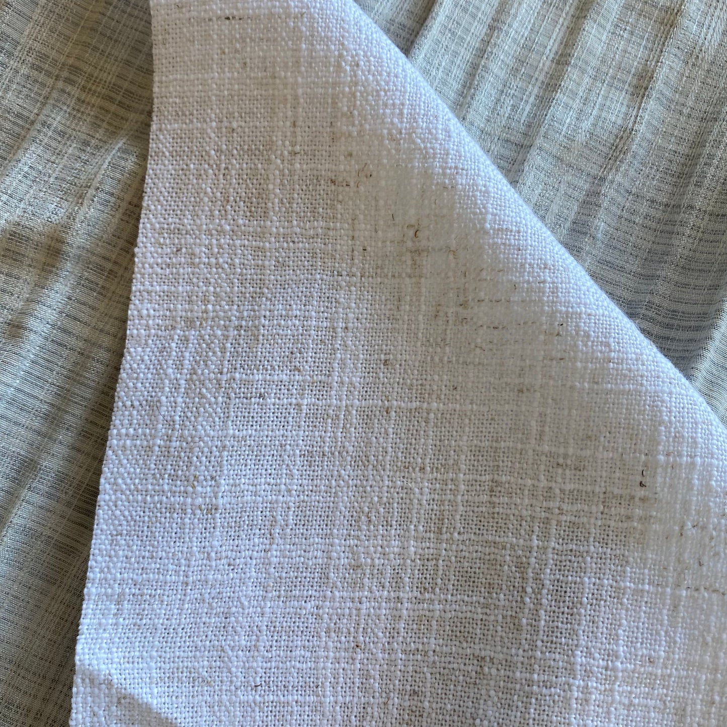 Linen Textured Light Filtering Roman Shades