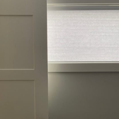 25mm Classic Light-Filtering Honeycomb/Cellular Shades