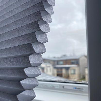 25mm Classic Light-Filtering Honeycomb/Cellular Shades